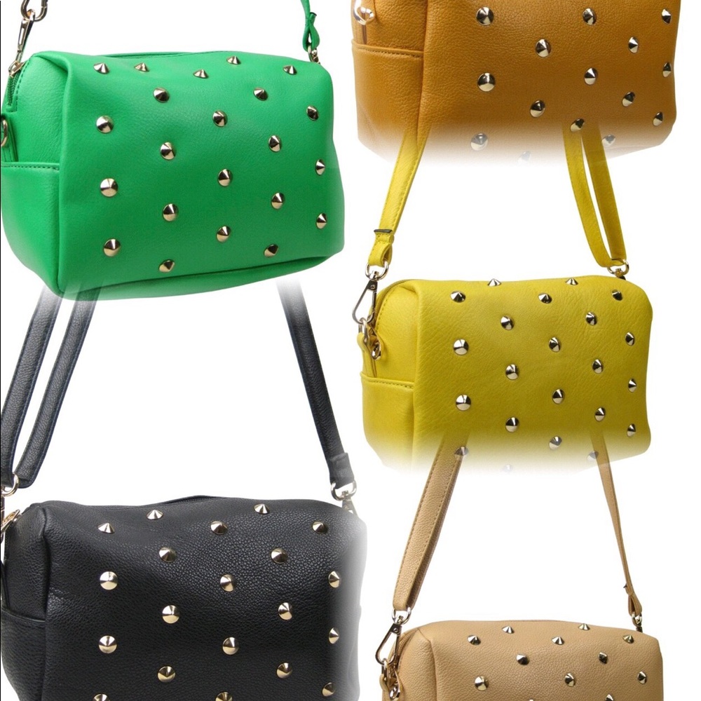 ✨Studded Crossbody Bag✨ - Picture 1 of 7